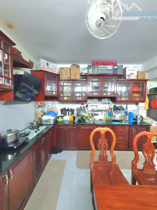 BÁN NHÀ LÊ ĐỨC THỌ– 3 TẦNG – 4PN – HẺM 8M – SỔ VUÔNG – 71M2- GIÁ 5.9 TỶ - 2