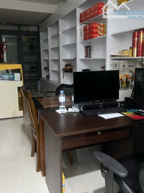 QUẬN 10 - BÁN NHÀ GẦN MẶT TIỀN - TÔ HIẾN THÀNH - 4 x 13 - 4 TẦNG - NHỈNH 8 TỈ. - 2