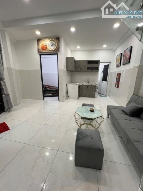 BÁN NHÀ 2 TẦNG MỚI XÂY NGAY TỈNH LỘ 10 – 45M² – LÔ GÓC 2 MẶT TIỀN HẺM XE HƠI – CHỈ 3.55 TỶ - 2
