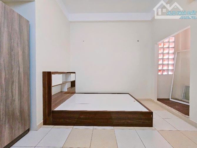 Nhà ngay khu Hà Đô Centosa 4tầng hẻm xe hơi 4.5x12m nở hậu đang cho thuê 60tr/th nhỉnh 14t - 2