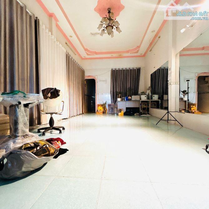 Bán nhà gần KDC Shunshine đường Lý Văn Sâm Tam Hiệp. 117m2 Giá chỉ 3ty7 Hoàn Công - 2