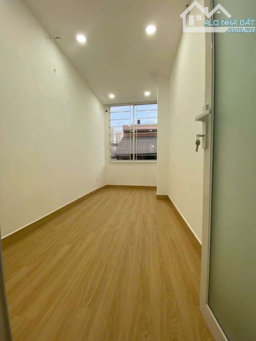 Bán nhà mặt hẻm CHỢ TRẦN XUÂN SOẠN P.Tân Hưng Q7. - 2