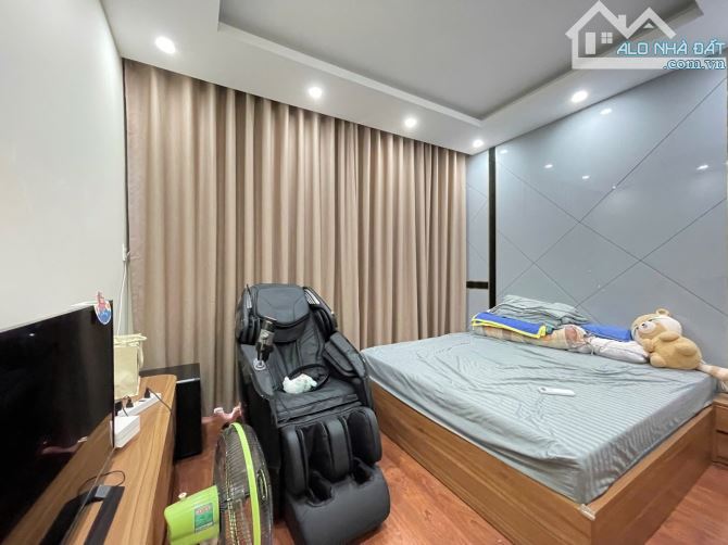 BÁN NHÀ MẶT TIỀN. ĐƯỜNG NỘI BỘ 14M PHƯỜNG SƠN KỲ - 4M x 14M - 4 TẦNG NHỈNH 8 TỶ TL. - 2