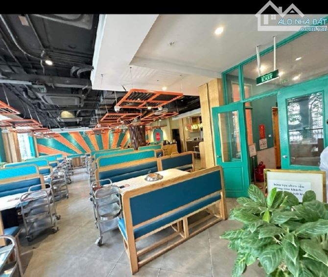 Mặt Phố Cổ/ 156 Tỷ/ 200 M2/ 17 M tiền/ 6 Tầng - 2