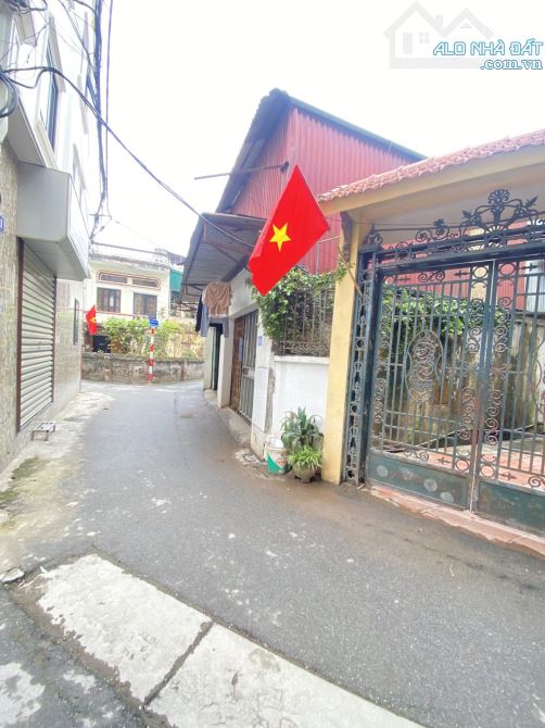 Bán CHDV lô góc gần phố Trịnh Văn Bô, 55m2, 6 tầng, 11P khép kín, đầu tư. Giá: 11,2 tỷ. - 2
