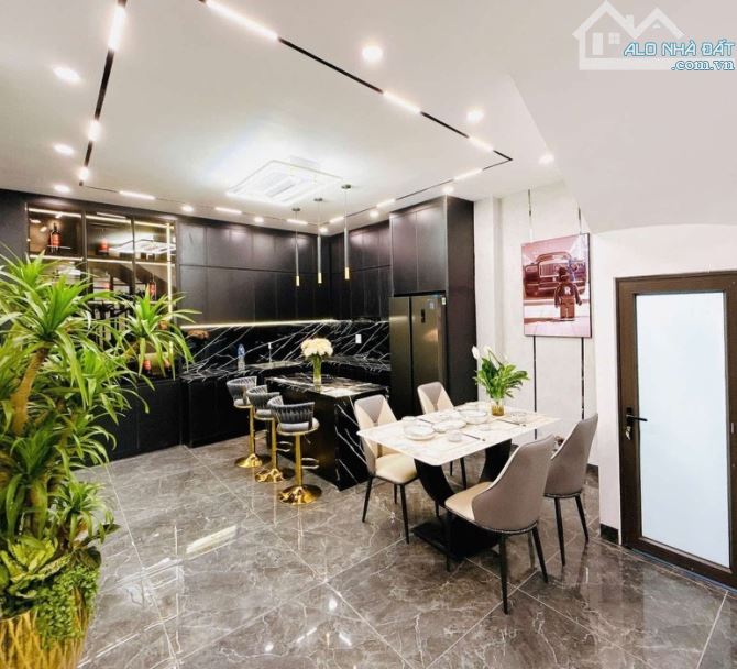 Đại La- Hai Bà Trưng 60m2. Giá 12.5 tỷ - 2