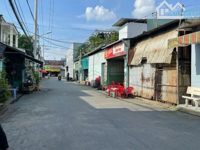 BÁN NHÀ MTKD NGAY CHỢ VÕ THỊ HỒI XUÂN THỚI ĐÔNG -170M2- 8×22 CHỈ 7,8 TỶ - 2