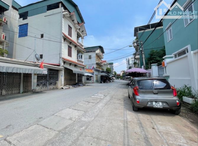 BẮC TỪ LIÊM,BÁN MẢNH ĐẤT ĐẸP 69,2㎡ NỞ HẬU, KINH DOANH,TRƯỚC CỬA Ô TÔ TRÁNH NHAU - 2
