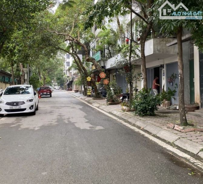 Đất Vàng Đầu Tư 2 Mặt Tiền Phố Trịnh Công Sơn Tây Hồ, DT 177M MT 9M Kinh Doanh. - 2