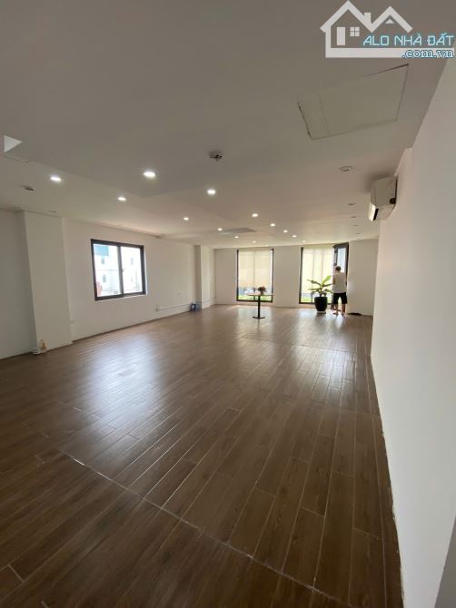 Cho thuê mặt bằng KD TRIỆU VIỆT VƯƠNG 120m2 - 2