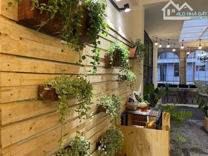 Nhân - Nhà Kinh Doanh Spa mặt đường Quang Trung bán chì 26tỷ - 2