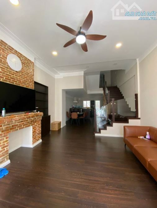 ✨🏡✨ Cần bán Nhà Phố Hẻm xe hơi (4m), đường Phù Đổng Thiên Vương, P.08, Đà Lạt - 2