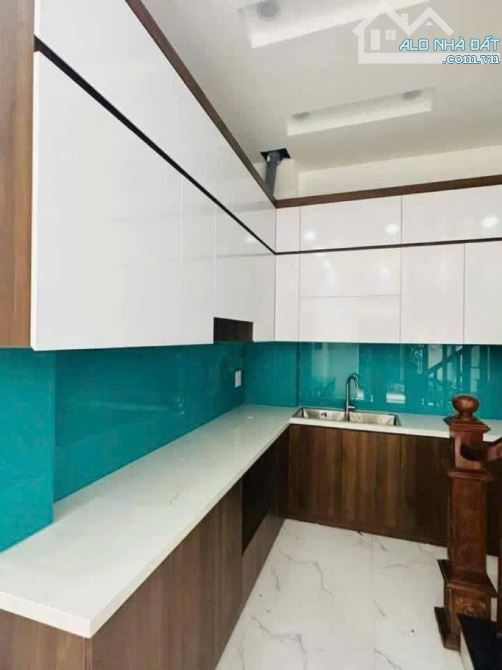 NHÀ MỚI THANH XUÂN SIÊU ĐẸP - Ở NGAY - 100M RA OTO TRÁNH - AN NINH TỐT - DT 41M2 GIÁ - 2