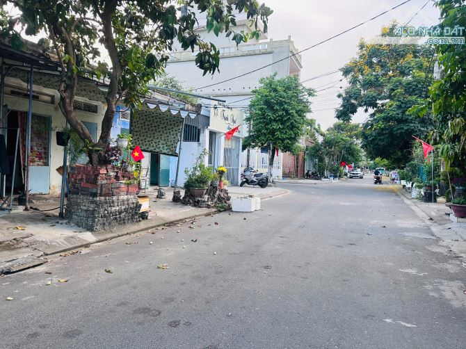(Đầu tư tốt) Nhà mặt tiền đường Xuân Thiều 7 thông biển cách biển chỉ 100m - 2