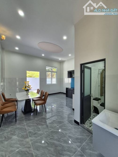 CHÍNH CHỦ - gửi bán căn nhà gần chợ 150m2 giá chỉ 770 triệu thương lượng - 2