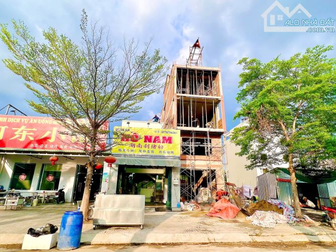 Chính chủ bán cặp 260m2 đối diện KCN Ponchen thích hợp xây trọ hoặc kho - Full thổ cư 100% - 2