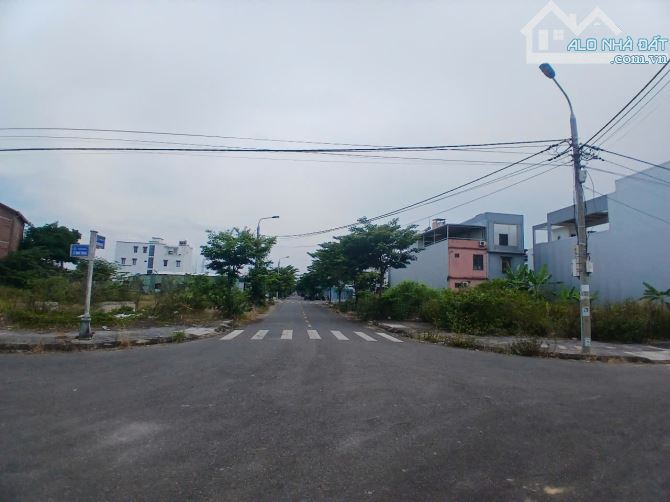 Bán lô gốc biệt thự Nguyễn Quang Chung và Lê Minh Trung, Hoà Xuân, Cẩm Lệ - 2