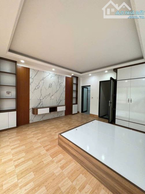 Bán nhà Đại La, Hai Bà Trưng, 20m ra mặt phố, ba gác phi, thang máy, 38m x 5 tầng, 8,5 tỷ - 2