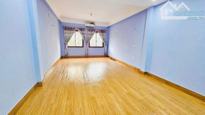+Tuyệt phẩm ĐỊNH CÔNG HM có 1. 0. 2, không có căn thứ hai để lựa chọn. 52m 5Tầng 11.7tỷ - 2