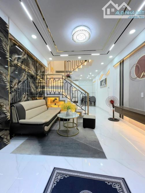 Chủ định cư cần bán nhà Nguyễn Đình Chiểu,Quận 3.Giá 4tỉ450/65m2(5*13m).Sổ hồng riêng - 2