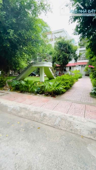 Bán Đất Đẹp Gần Đầm Sen -Hẻm Xe Hơi 8M - Trước Nhà Có Công Viên- 4,1x17.5M- Chỉ 7.9 Tỷ TL - 2