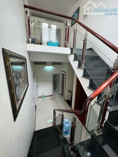 Biệt thự đẹp Tân hưng Quận 7, gần Lotte. 9*27, 22,9 tỷ. - 2