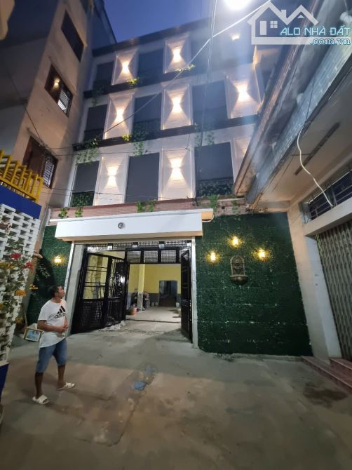 Bán nhà 2/68 đường Vườn Lài, Tân Phú; DT 16 x 19m, 4 tầng; giá 40 tỷ - 2