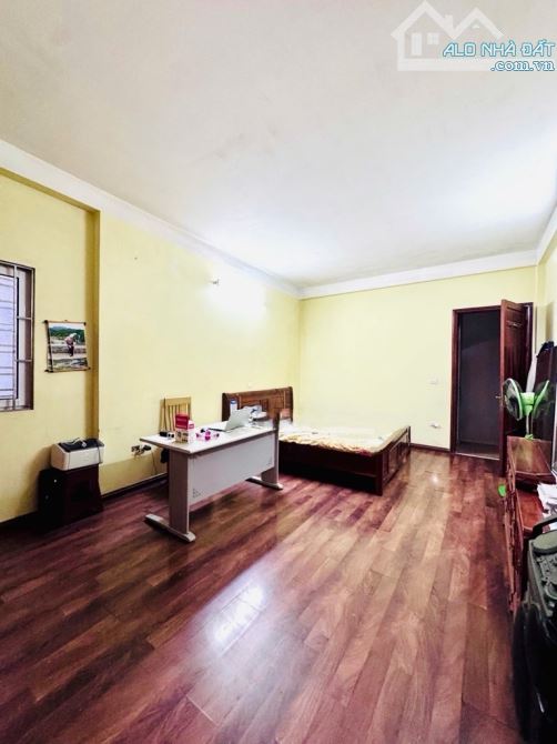 Bán nhà riêng đẹp  Ở SƯỚNG  Ngọc Hà 62m 2. Chủ hạ sốc 1.5 tỷ còn 15 tỷ Ba Đình.  Ngõ thông - 2