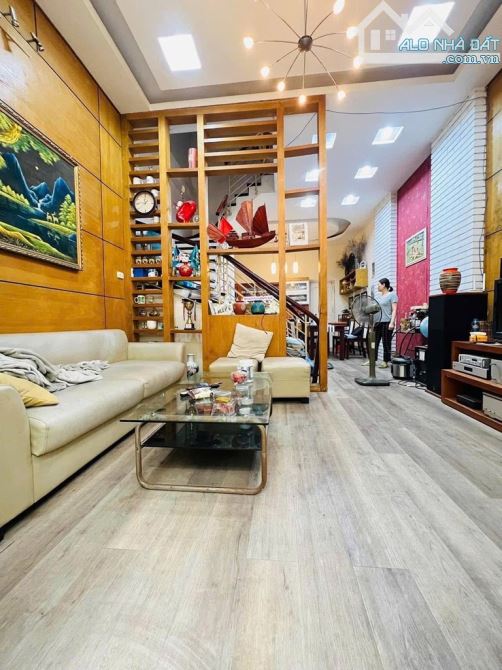 Bán Nhà-Phú Đô-Ô Tô ngủ nhà-50m2-Mt4.3-Giá 10.2 Tỷ - 2