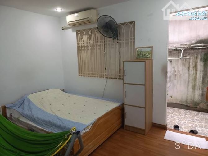 Đây rồi, nhà quá rẻ, quá hời, sát nách nhà ga T3, phường 13, Tân Bình 48 m2,  2 tầng , 4m - 2