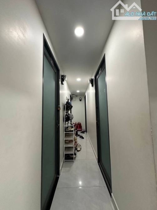 Bán CHDV Ngày ĐH Văn Lang, Nguyễn Thái Sơn, Thứ gần 2 tỷ, 10x15m, 2x tỷ - 2