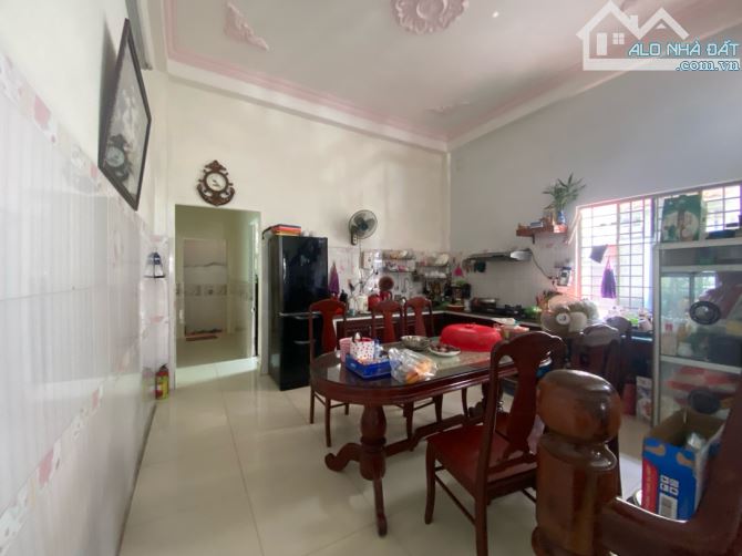 Bán nhà 3 Tầng - Goc đường CHẾ LAN VIÊN -239m2ngang 9m3 - 2