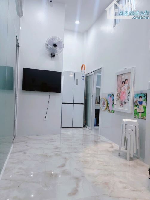 2 MT - NHÀ C4 MỚI XINH XẮN - HXH - LINH CHIỂU THỦ ĐỨC - NHỈNH 3 TỶ - 2