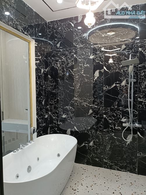 Siêu Phẩm Nhà Đẹp Full Nội Thất Tại Hòa Minh, Không Thể Bỏ Lỡ - 2