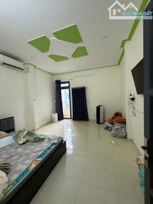 Bán nhà HXT Chiến Lược, Bình Tân, 56m² - 3 tầng, nở hậu, sát mặt tiền, chỉ nhỉnh 5 tỷ - 2