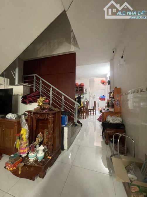 NGAY CHỢ TÂN HƯƠNG - 1/ TÂN HƯƠNG - HẺM XE TẢI - 2 TẦNG - 92M2 - 7.X TỶ - 2