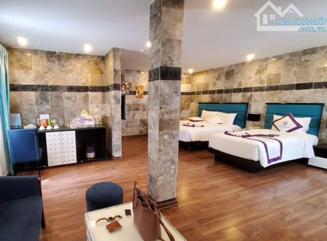 Bán căn khách sạn 4 sao ngay khu phố cổ Hội An - 2