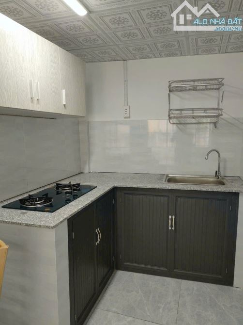 Bán 11 căn hộ, đang có thu nhập 50triệu 1tháng. Hẻm 220 HVL, Phú Lợi, Tp Thủ Dầu Một - 2
