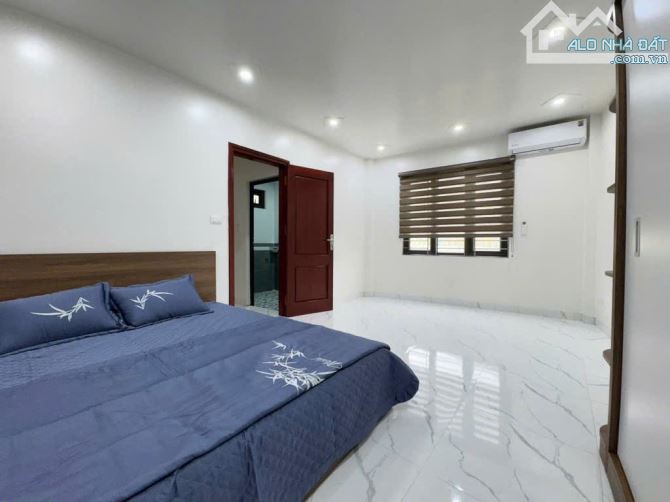 Bán nhà Đa Sỹ_Nhà mới_Ô tô đỗ cửa_Nội thất xịn xò_Ô chờ thang máy_ 55/33 m2_6 tỷ - 2