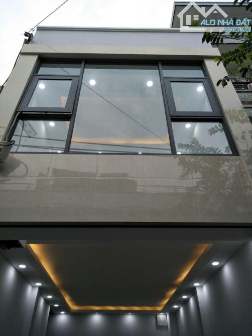 NHÀ MỚI TÂN PHÚ GIÁP Q.11 ĐƯỜNG NHỰA 6M CHO THUÊ 10 TRIỆU/THÁNG GIÁ CHỈ 3 TỶ XX - 2
