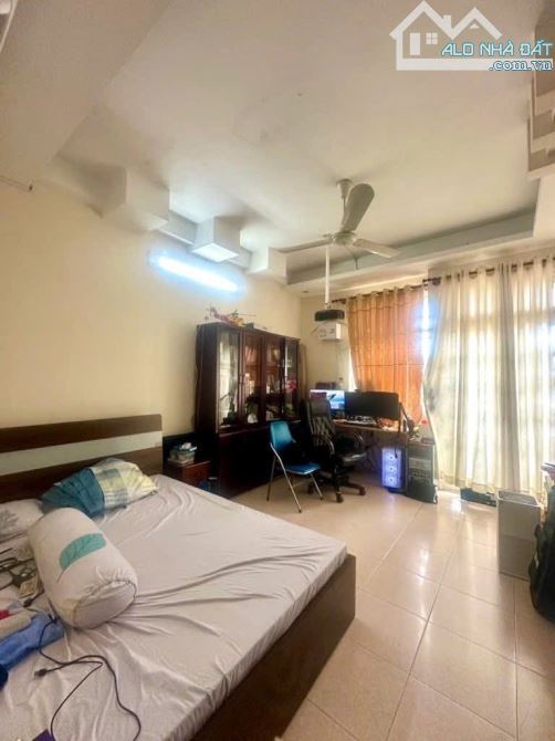 BÁN GẤP NHÀ TẠ QUANG BỬU - QUẬN 8 - 62M2- HOÀN CÔNG ĐỦ -NHỈNH 5 TỶ - 2