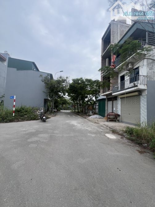 TDC Nguyễn Mậu Tài - TT Trâu Quỳ - Ngô Xuân Quảng - 8,2tỷ - 2