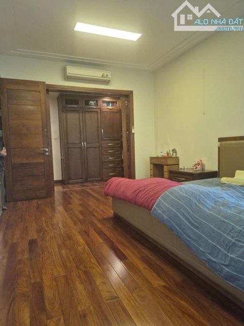 Biệt thự vườn Đào- Q. Tây Hồ- 231m2, xây 6 tầng cực đẹp - 25