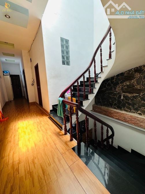 Bán Nhà Gò Vấp Mặt Tiền Nguyễn Văn Công (5,2×20) 3Tầng 16,XXTỷ - 3