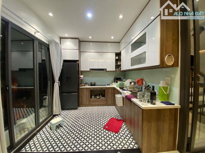 BẠCH MAI HAI BÀ TRƯNG NGÕ NÔNG BA GÁC NHÀ MỚI FULL NỘI THẤT 40M2 5 TẦNG NHỈNH 9 TỶ - 3