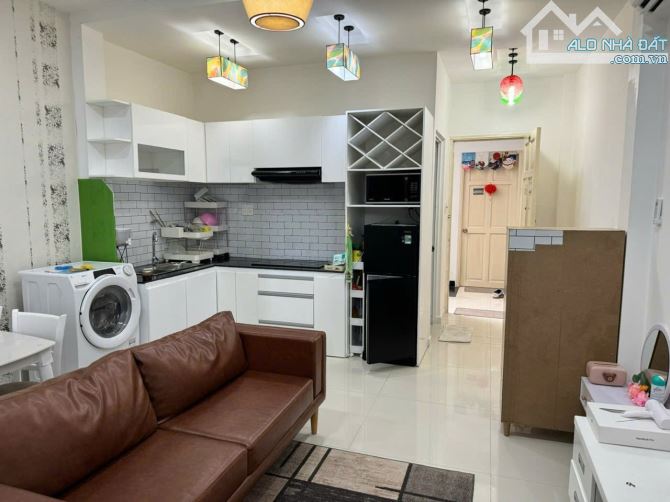 Bán CHDV cho thuê full 720 triệu/ năm Dương Bá Trạc p2. Q8 - 3