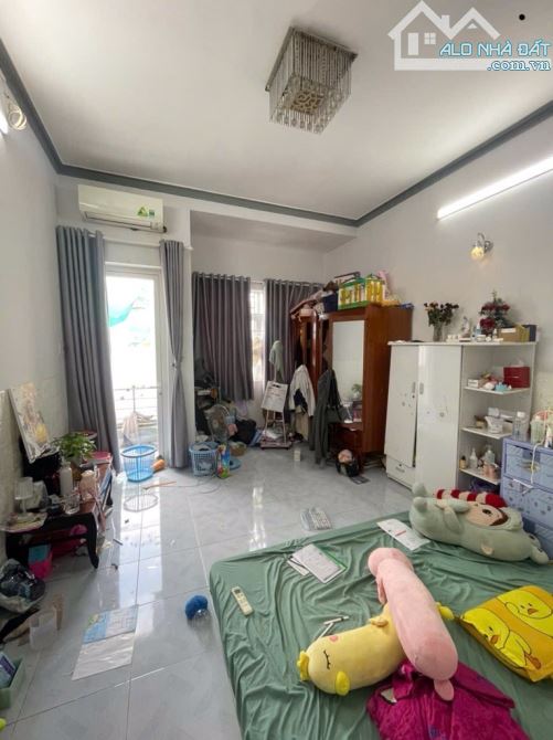 Bán gấp nhà đẹp ở ngay Bình Đông, hẻm 6m, 44m2, dòng tiền 200tr/năm, SHR, chỉ 5.7 tỷ. - 3