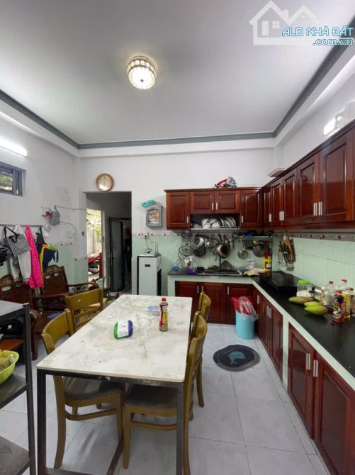 BÁN NHÀ QUẬN 8 -  CĂN GÓC  - HẺM XE HƠI - DÒNG TIỀN SẴN 16TR/THÁNG - CHỈ 5.7 TỶ. - 3