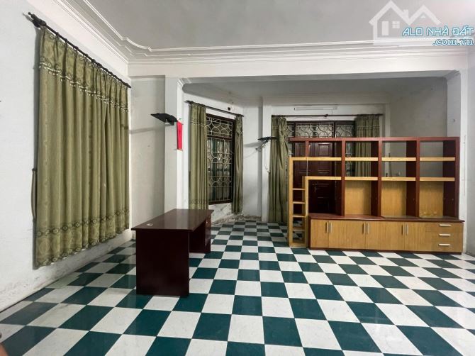BÁN NHÀ MẶT PHỐ QUẬN HAI BÀ TRƯNG. NHÀ 5 TẦNG. LÔ GÓC. 50M2 CHỈ 26 TỶ - 3