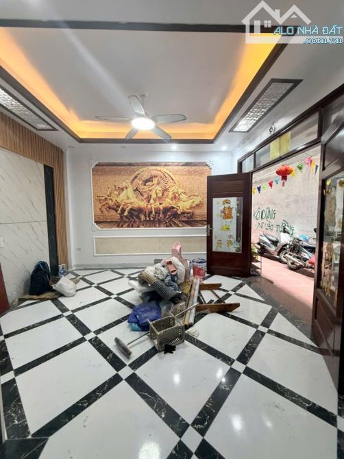 Bán nhà Lạc Long Quân 40m2, 5 tầng 6 tỷ - 3
